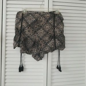 RipCurl High-Waisted Shorts